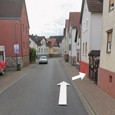 Monteurzimmer Lollar Buitenkant foto
